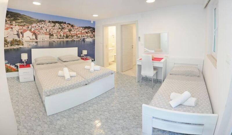 Apartments Majic 2 Hvar Town Exterior photo